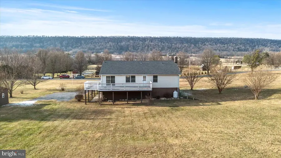 146 Beeler Ln, Winchester, VA 22603 - Image #2