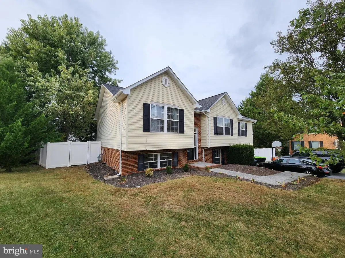 114 Patrick Pl, Stephens City, VA 22655 - Image #1
