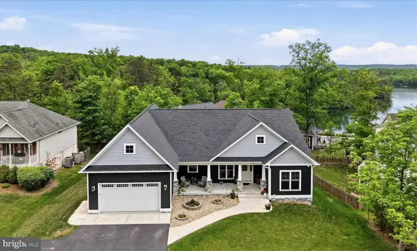 516 Sleigh Dr, CROSS JUNCTION, VA 22625
