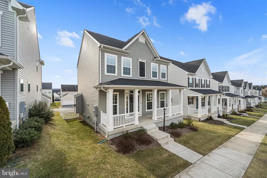 211 Shoe Buckle Ct, Stephens City, VA 22655 - Image #2