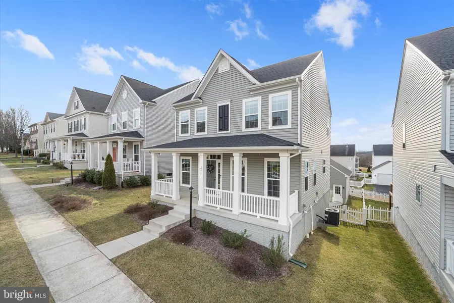 211 Shoe Buckle Ct, Stephens City, VA 22655 - Image #3