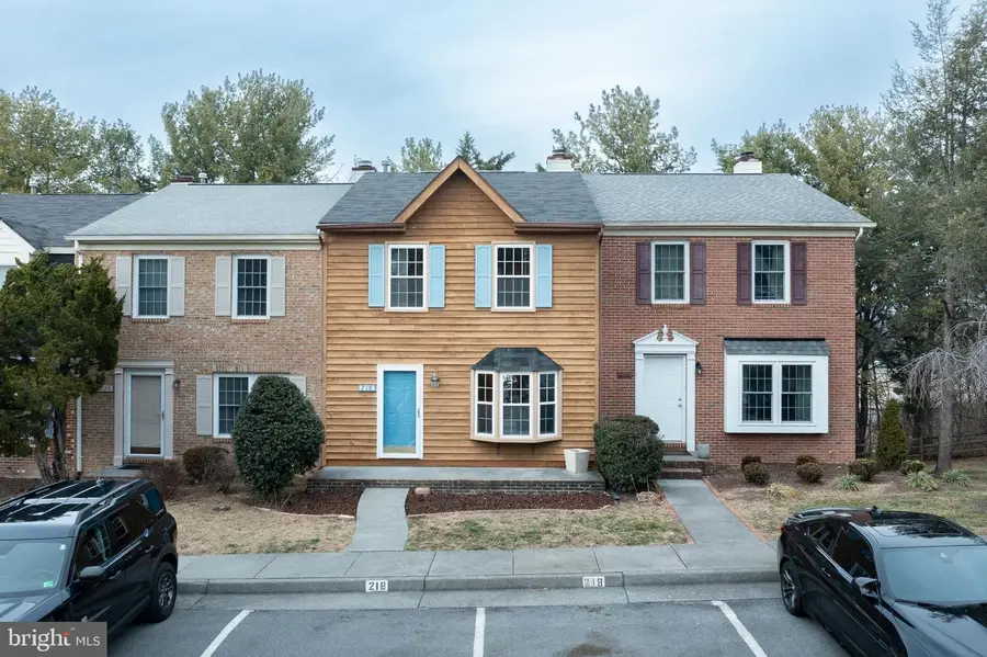 218 Tudor Dr, Winchester, VA 22603 - Image #2