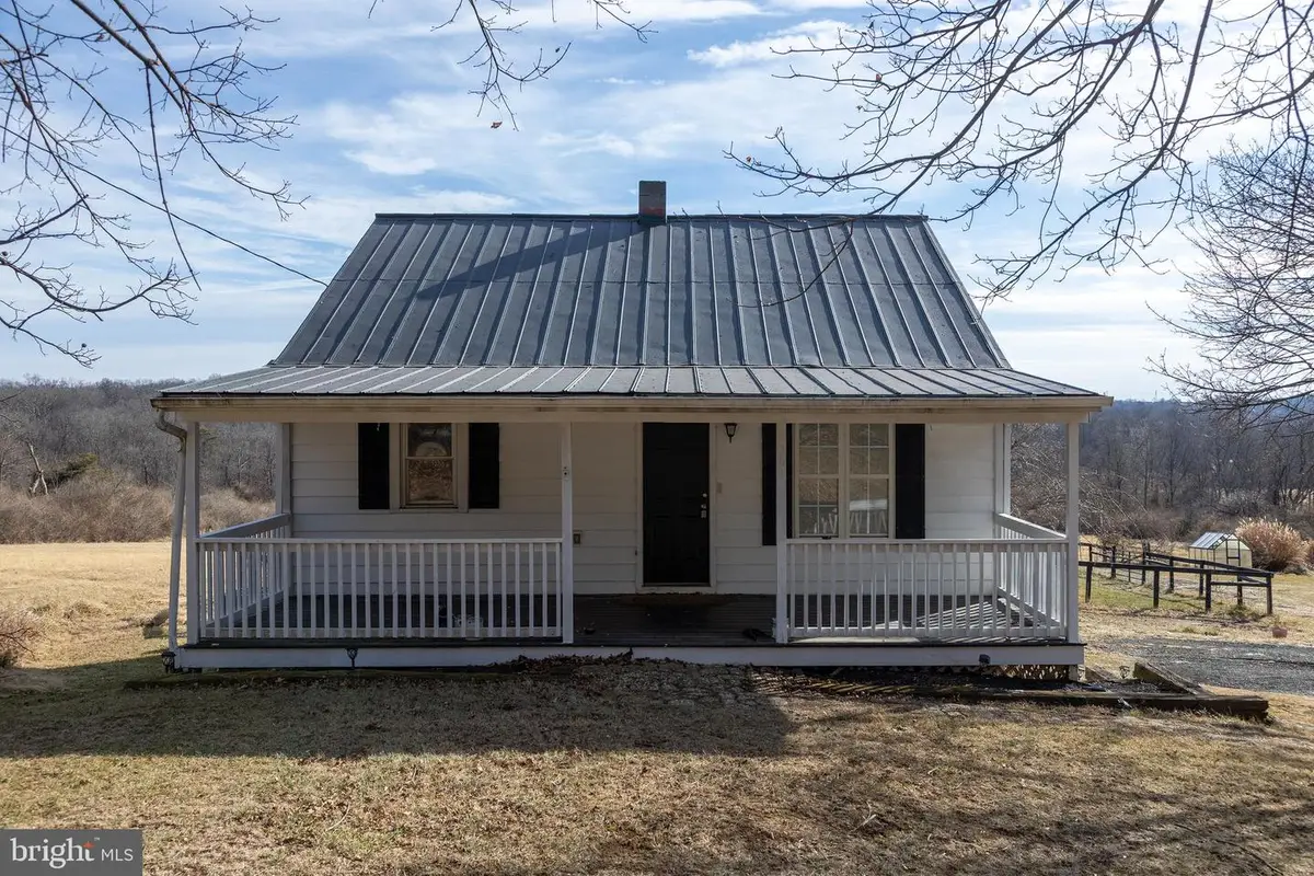 344 Frog Hollow Rd, Winchester, VA 22603 - #1