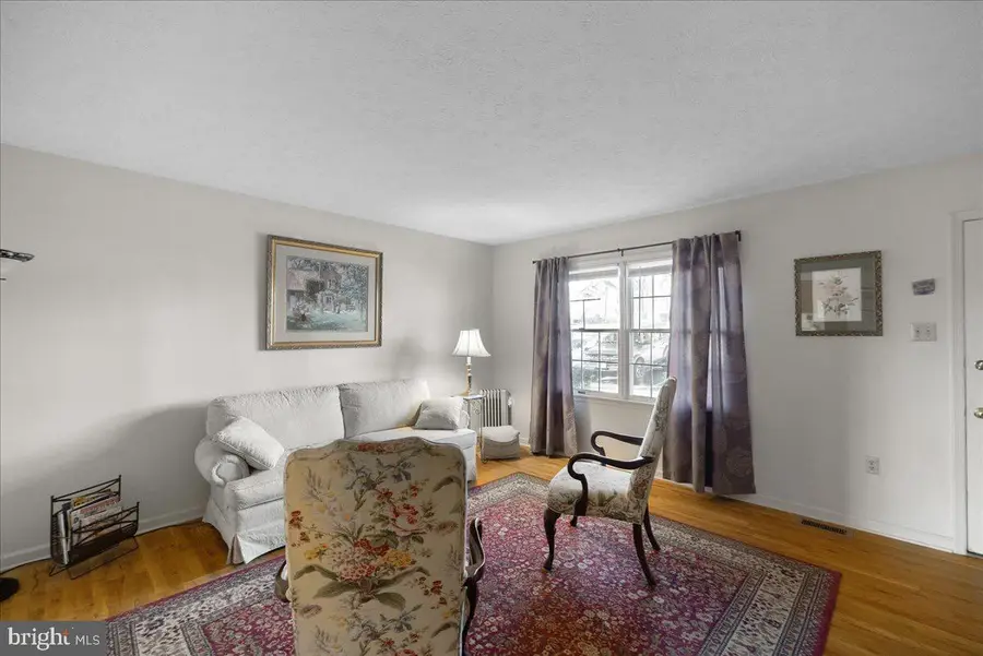 611 Tudor Dr, Winchester, VA 22603 - #3