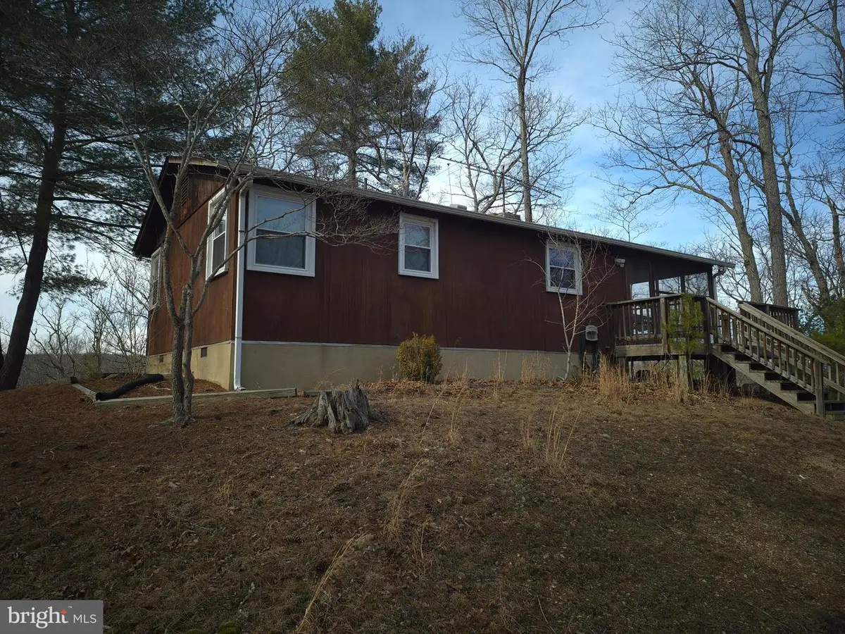 196 Hodges Ln, Winchester, VA 22603 - #1