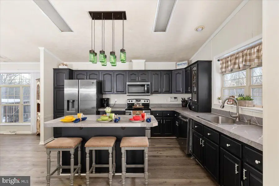 1501 S Timber Ridge Rd, Cross Junction, VA 22625 - #2