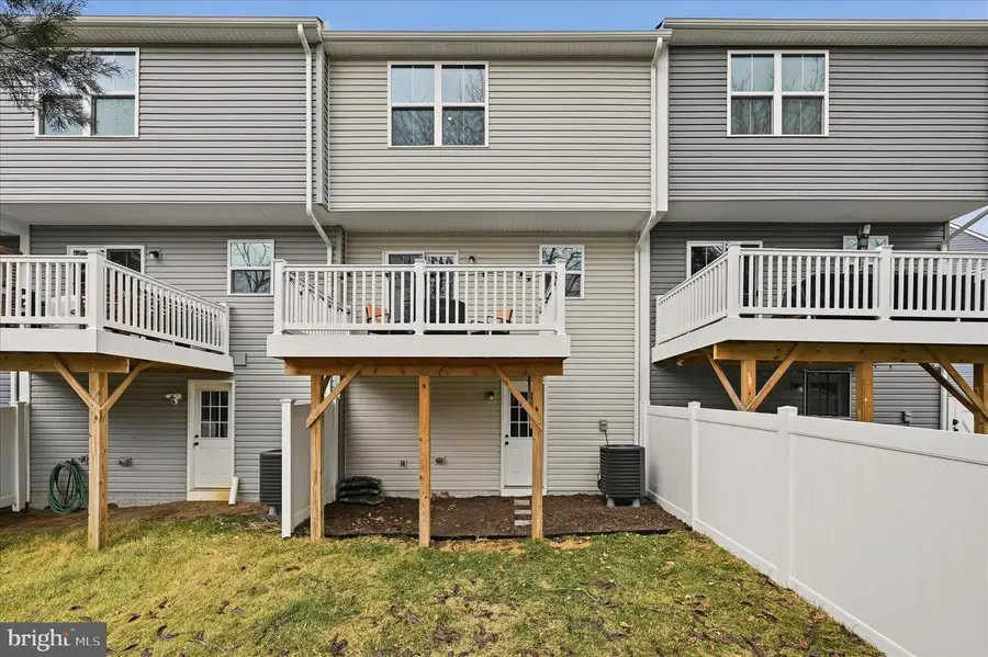 119 Kensington Cir, Middletown, VA 22645 - #2