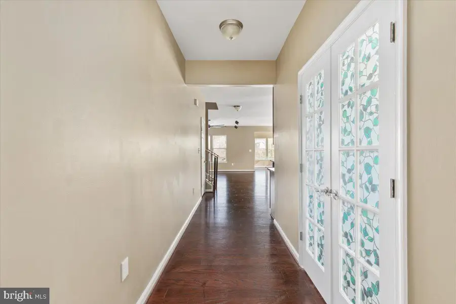 112 Norwich Ct, Stephens City, VA 22655 - #2