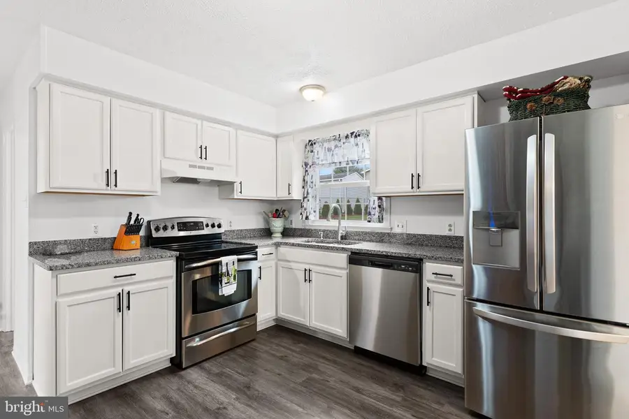 103 Fenwick Ct, Winchester, VA 22602 - #2