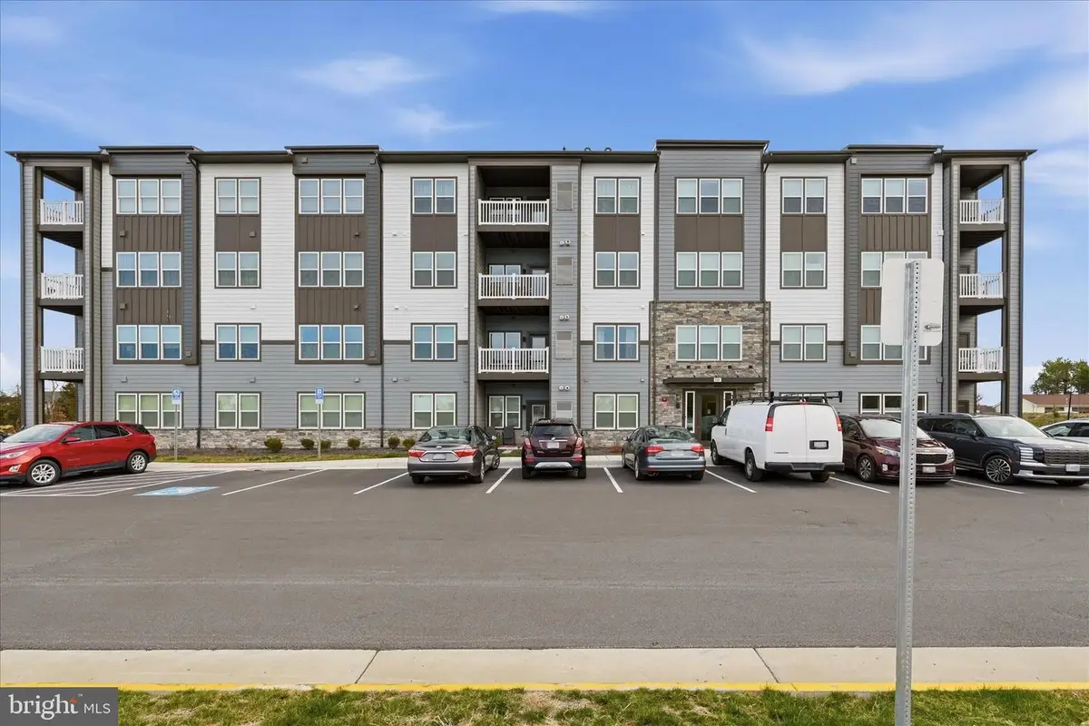151 Mccormick Circle #105, Winchester, VA 22602 - #1