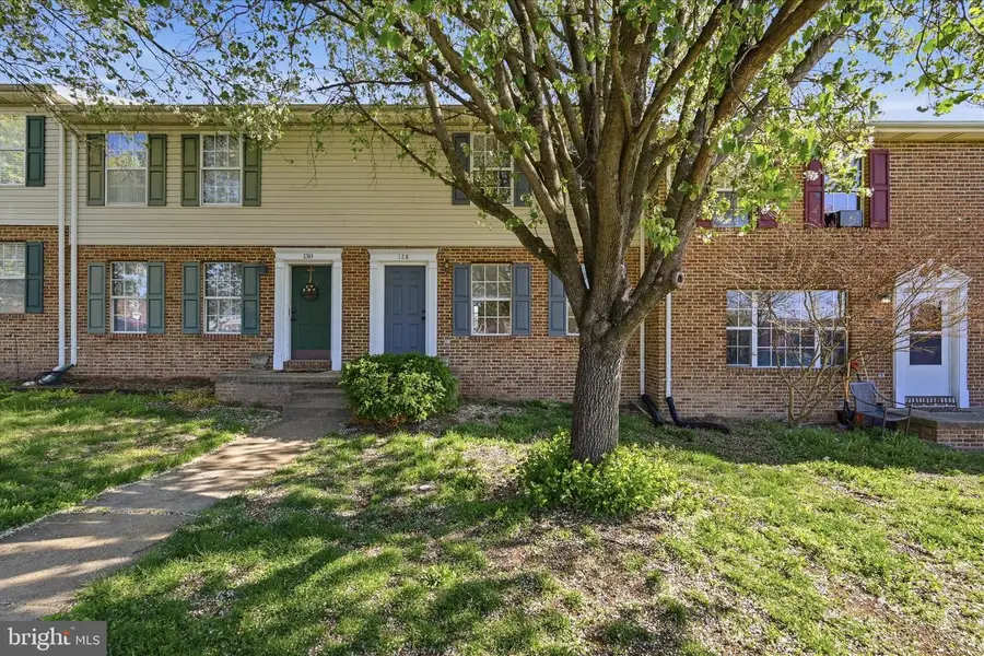 128 Little River Dr, Winchester, VA 22602 - #2