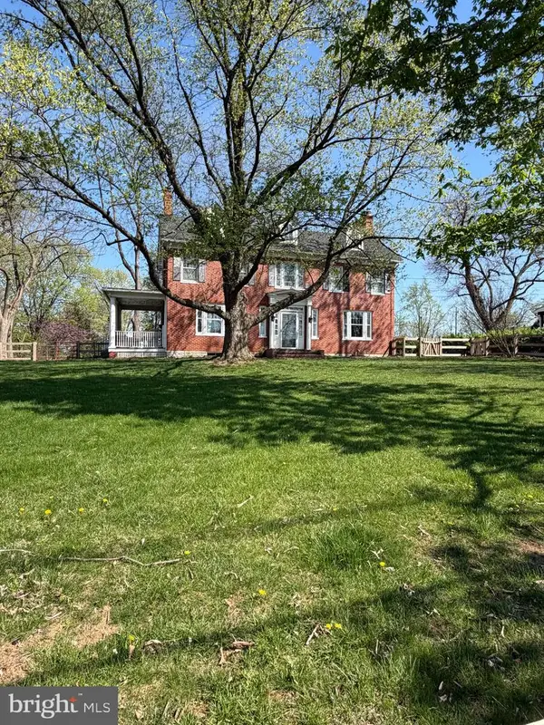 4737 Valley Pike, STEPHENS CITY, VA 22655