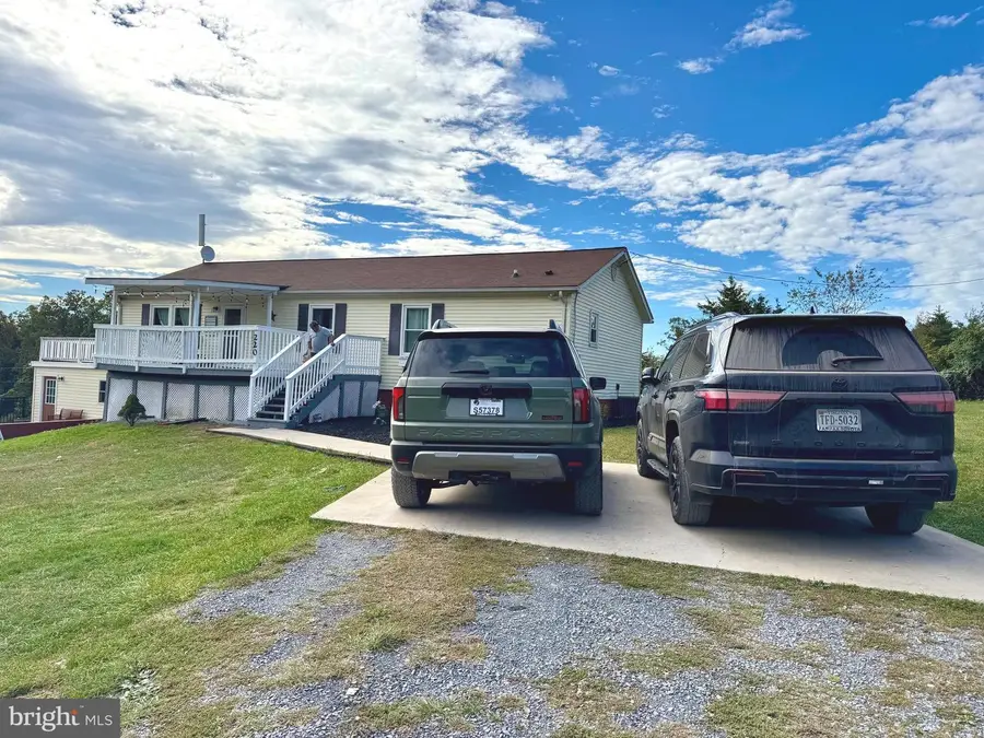 220 Snappy Ln, Winchester, VA 22602 - #2