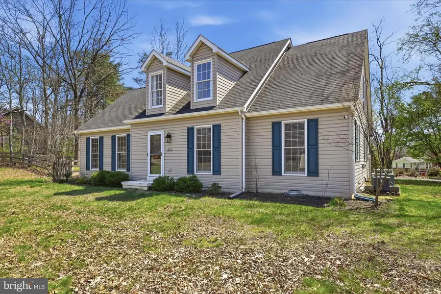 400 Lakeview Dr, Cross Junction, VA 22625 - #2