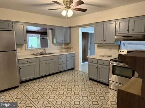 1485 S Timber Ridge Rd, Cross Junction, VA 22625 - #3