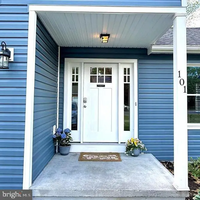 101 Southdown Cir, Stephens City, VA 22655 - #2