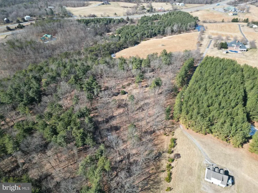 Buckland Dr, Cross Junction, VA 22625 - #3