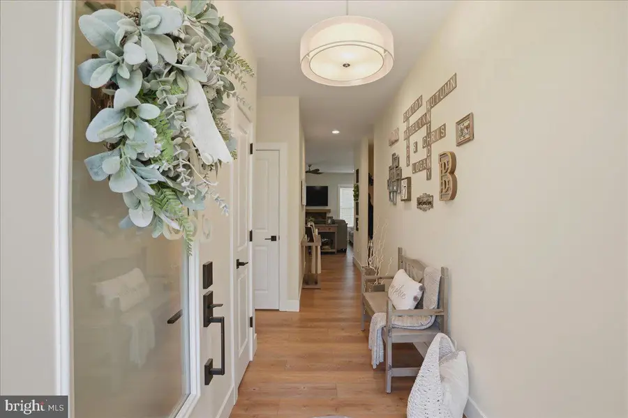 306 Dogwood Dr, Cross Junction, VA 22625 - #3