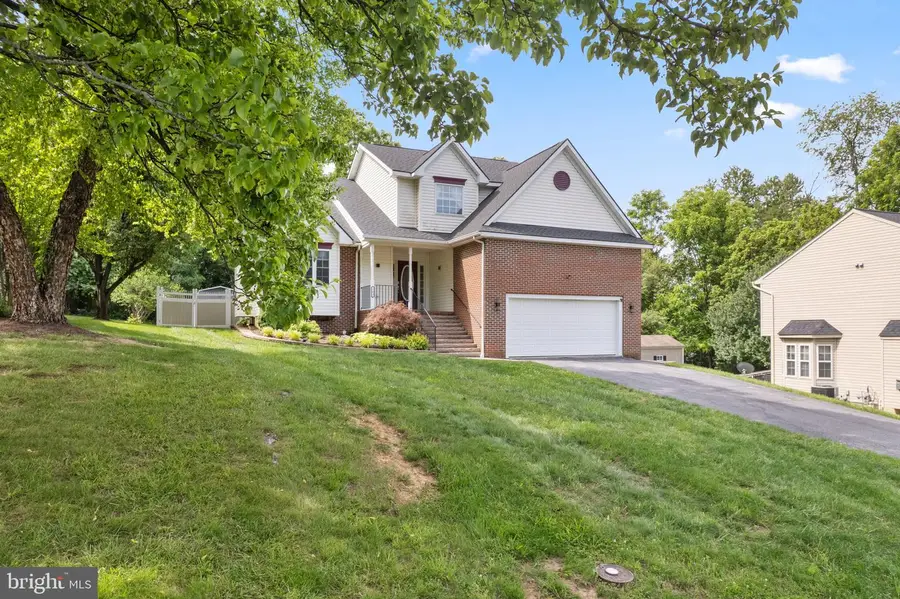 102 Fortress Dr, Winchester, VA 22603 - #2