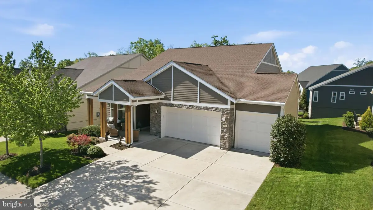 102 Peregrine Ct, Opequon, VA 22630 - #1