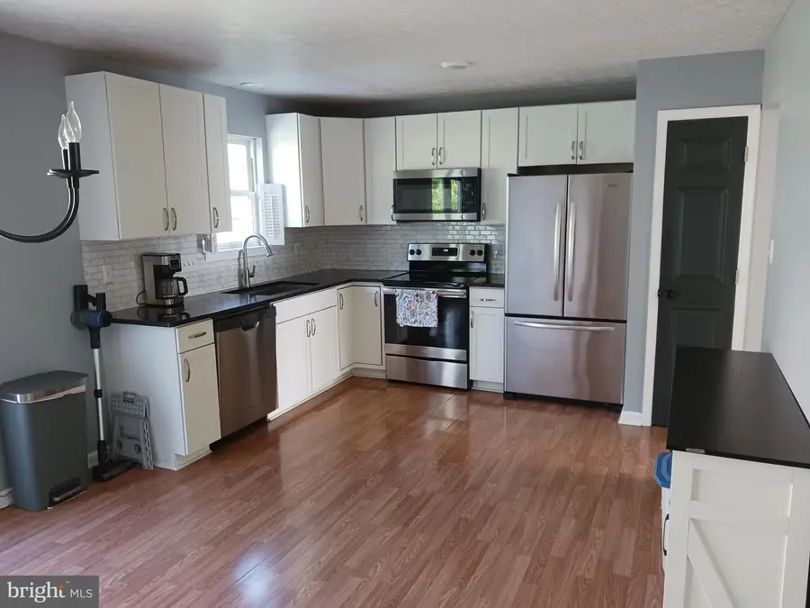 133 Woodrow Rd, Winchester, VA 22602 - #2