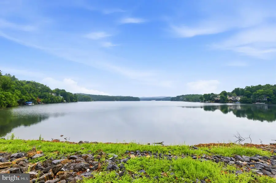 607 South Lakeview, Cross Junction, VA 22625 - #2