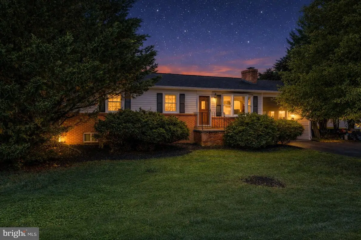 100 Huntcrest Cir, Winchester, VA 22602 - #1