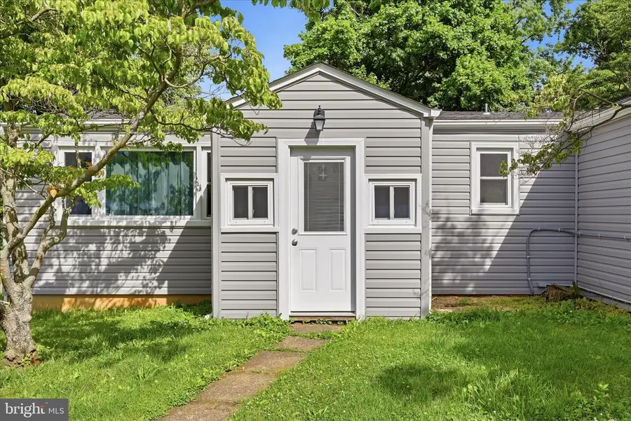 115 Hickory Ln, Winchester, VA 22603 - #2