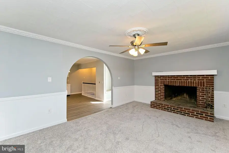 335 Whipporwill Ln, Cross Junction, VA 22625 - #3