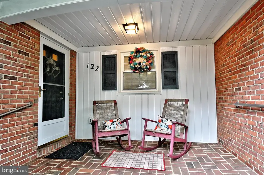122 Armstrong Pl, Winchester, VA 22602 - #2