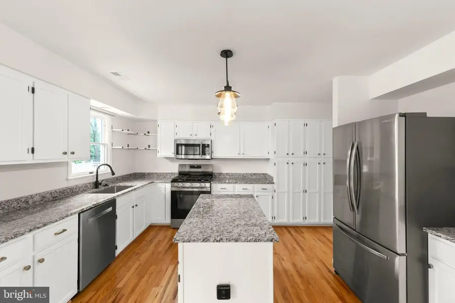 106 Etnam St, Winchester, VA 22602 - #2