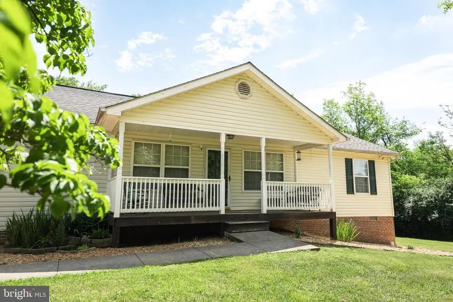 200 Stayman Dr, Clear Brook, VA 22624 - #3