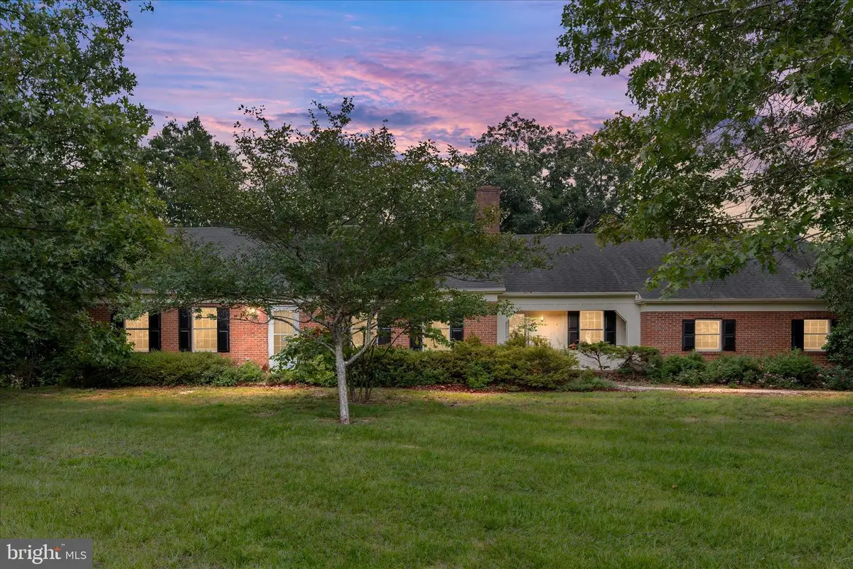 179 Woodridge Ln, Winchester, VA 22603 - #1