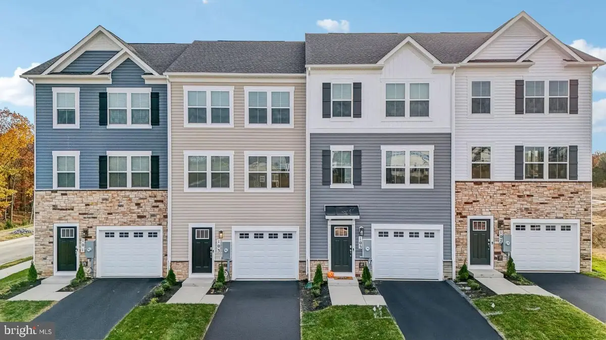 128 Bowers St, Stephens City, VA 22655 - #1
