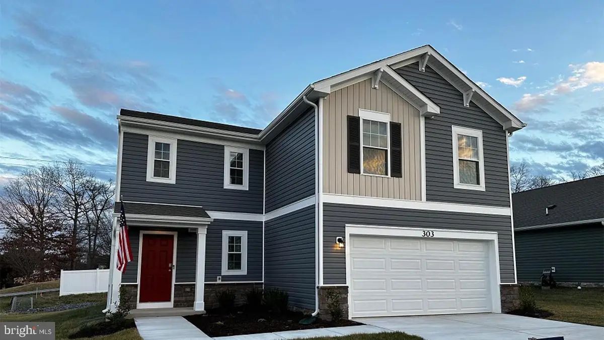124 Bookers Crest Dr, Stephens City, VA 22655 - #1