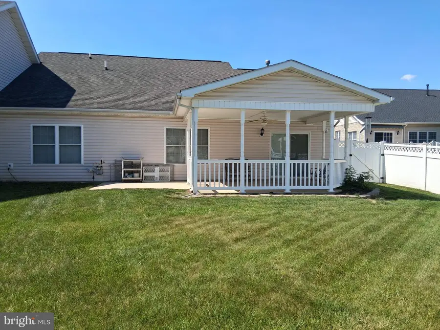 307 Lynn Dr, Stephens City, VA 22655 - #3