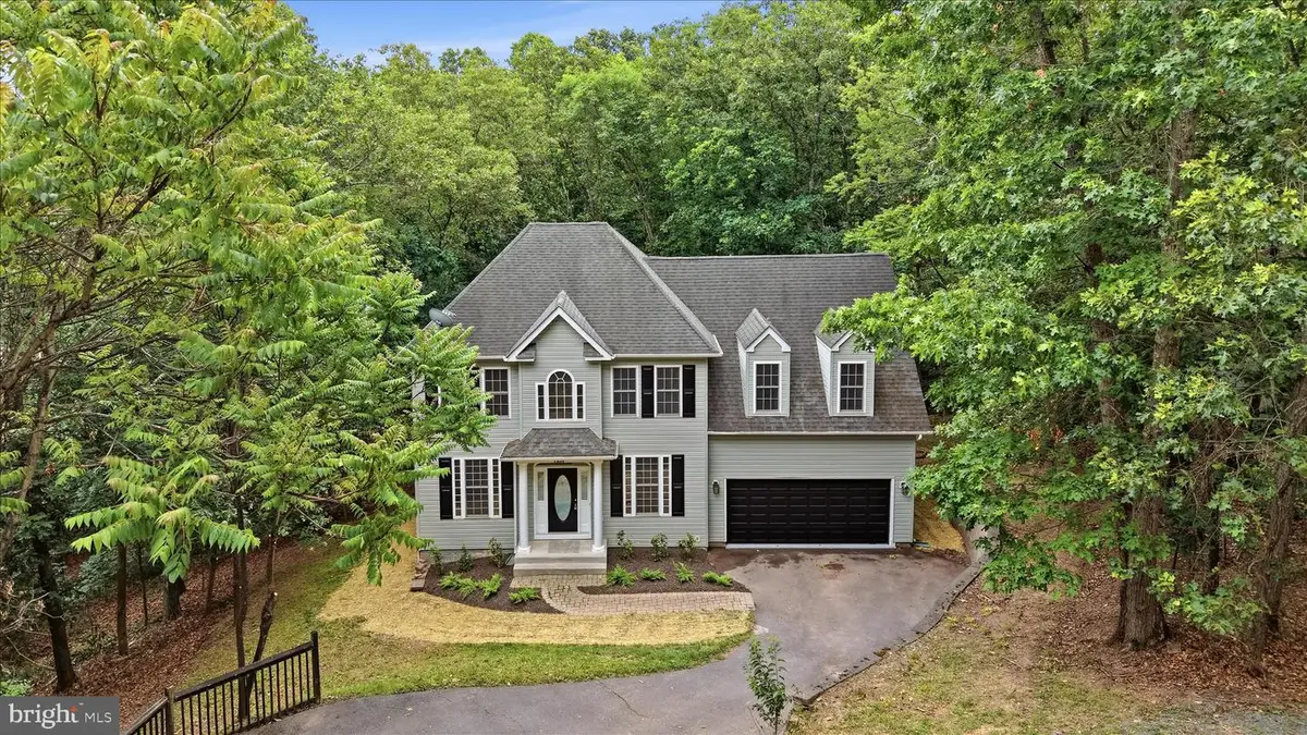 1257 Lakeview Dr, Cross Junction, VA 22625 - #1