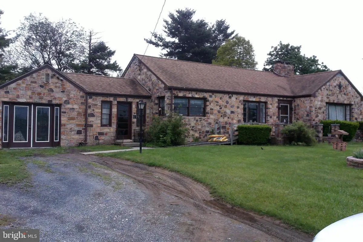 699 Front Royal Pike, Winchester, VA 22602 - #1