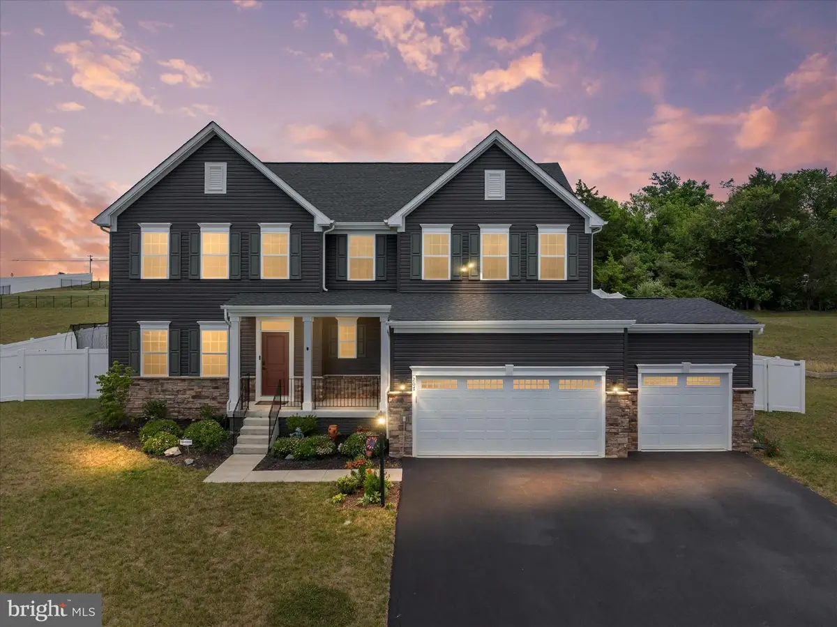 207 Decatur, Stephens City, VA 22655 - #1