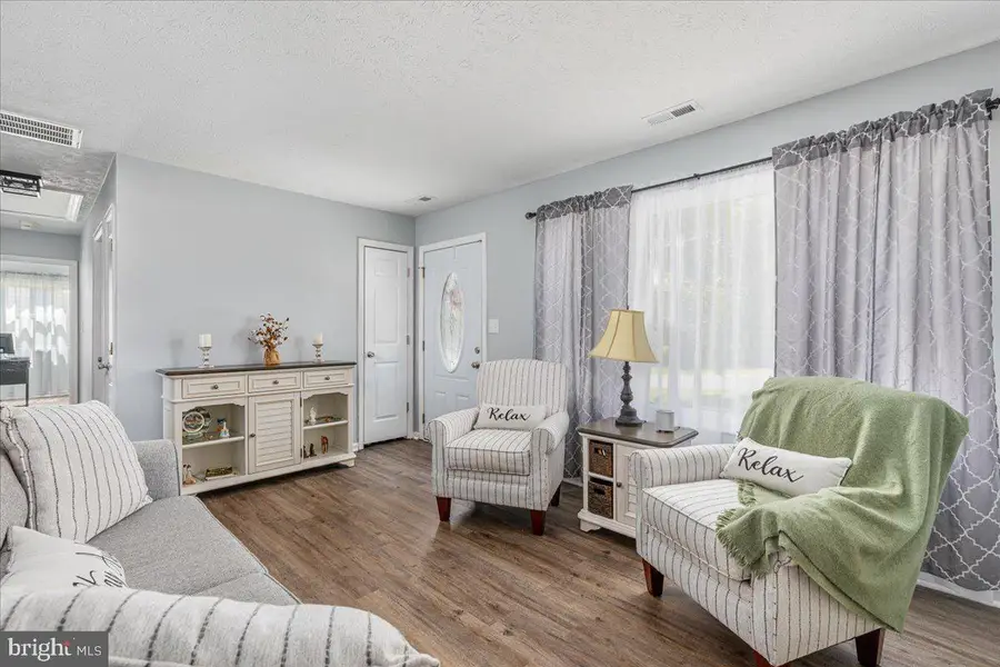 7756 Carolyn Ave, Middletown, VA 22645 - #3