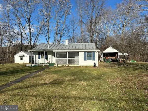 200 Middle Ln, GORE, VA 22637