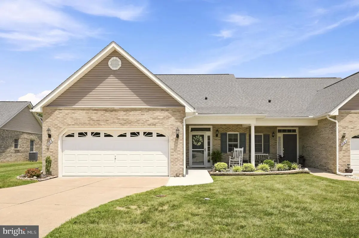 108 Bayberry Ct, Stephens City, VA 22655 - #1