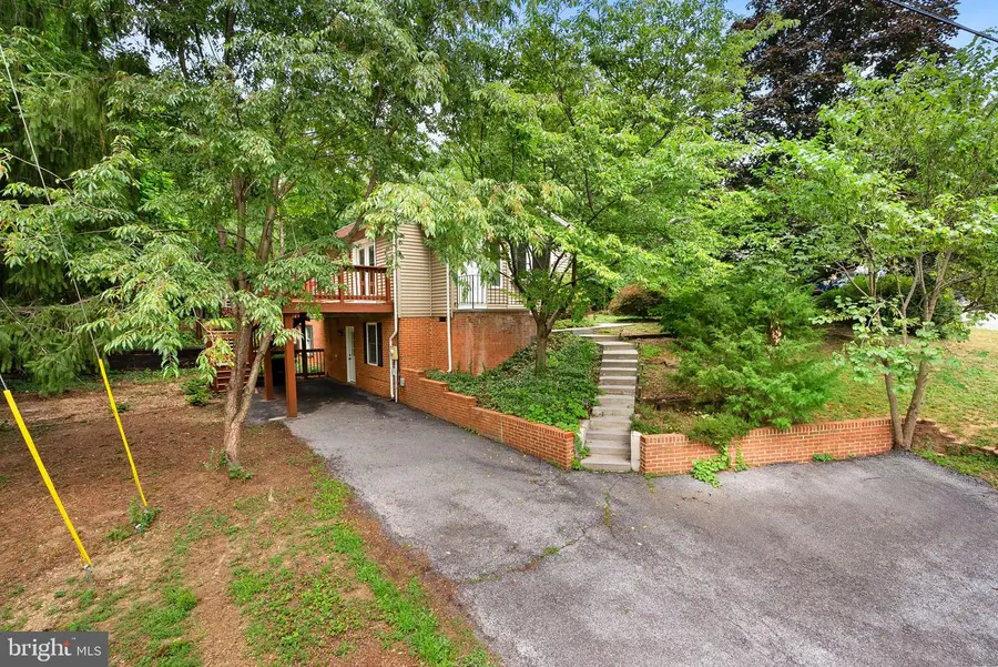 112 Yale Dr, Winchester, VA 22602 - #2