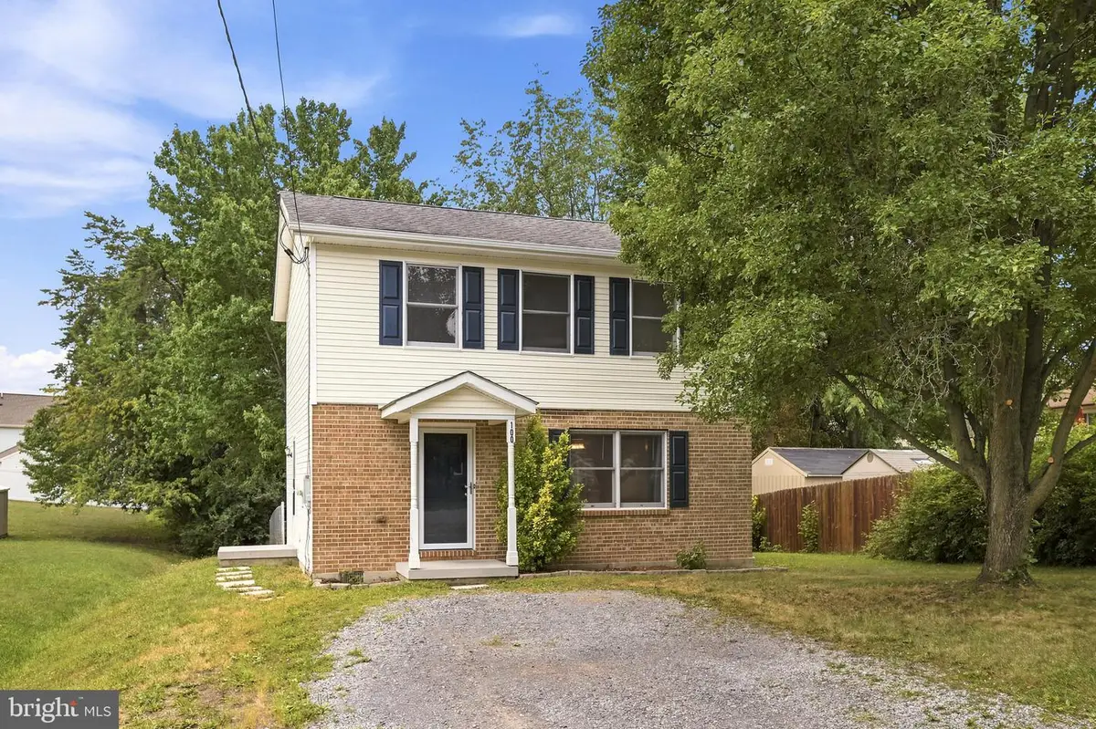 100 Oakmont Cir, Winchester, VA 22602 - #1