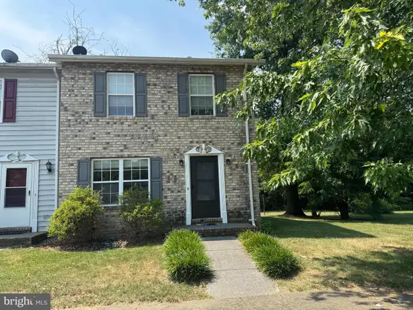 200 Freeton Ct, STEPHENS CITY, VA 22655