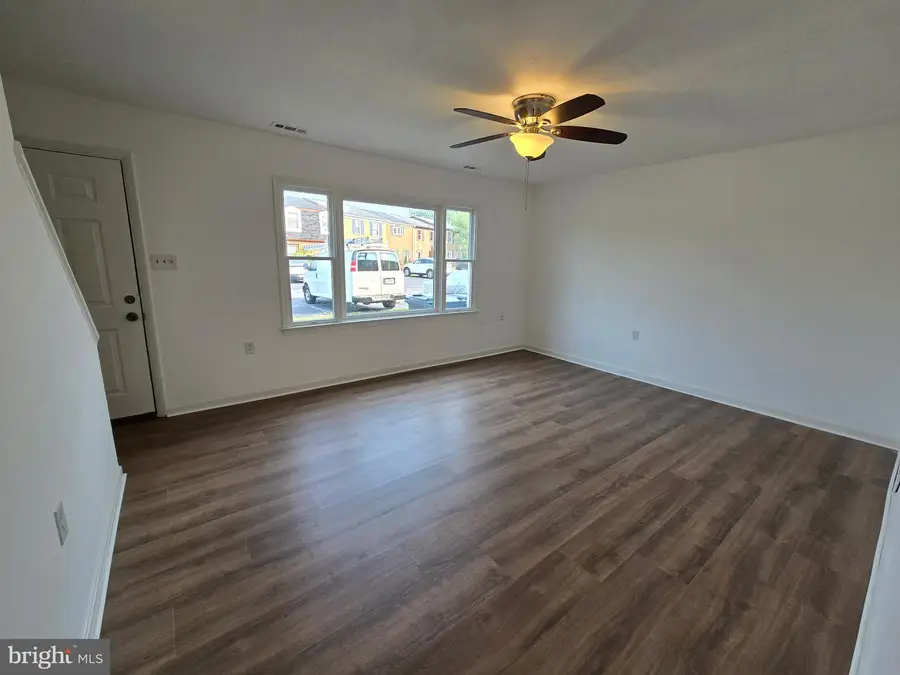 178 Hackberry Dr, Stephens City, VA 22655 - #2
