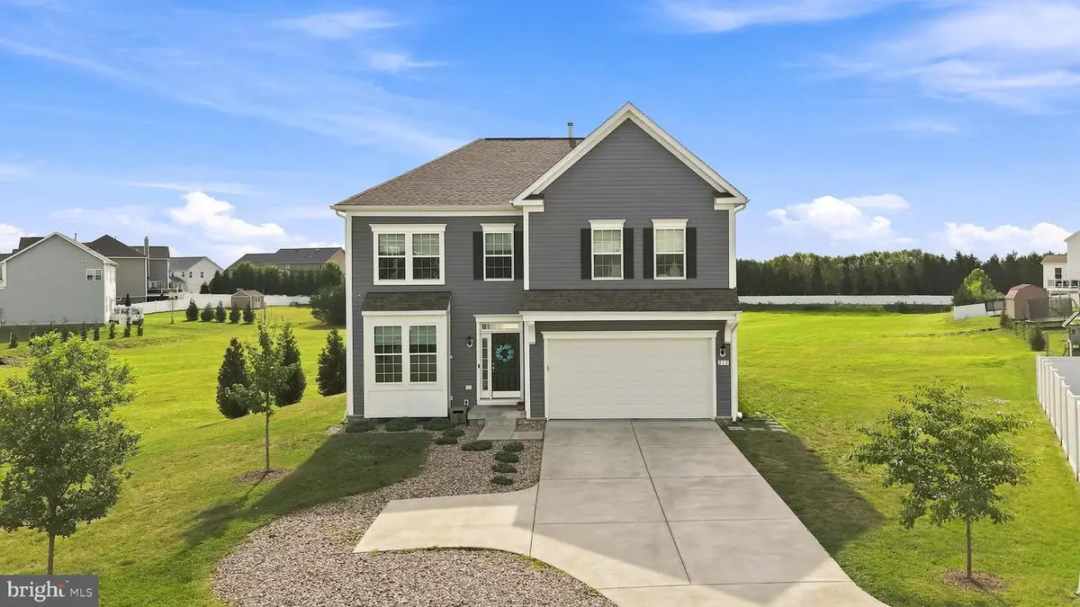 215 Upperville Dr, Stephens City, VA 22655 - #1