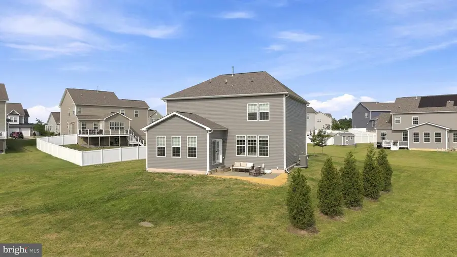 215 Upperville Dr, Stephens City, VA 22655 - #2