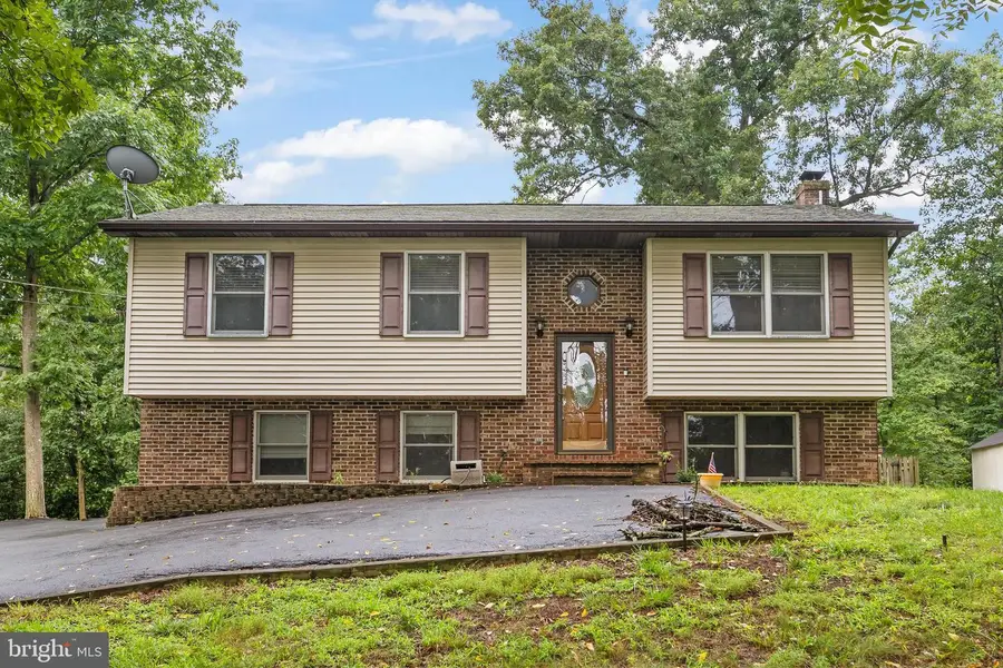 1226 Lakeview Dr, Cross Junction, VA 22625 - #3