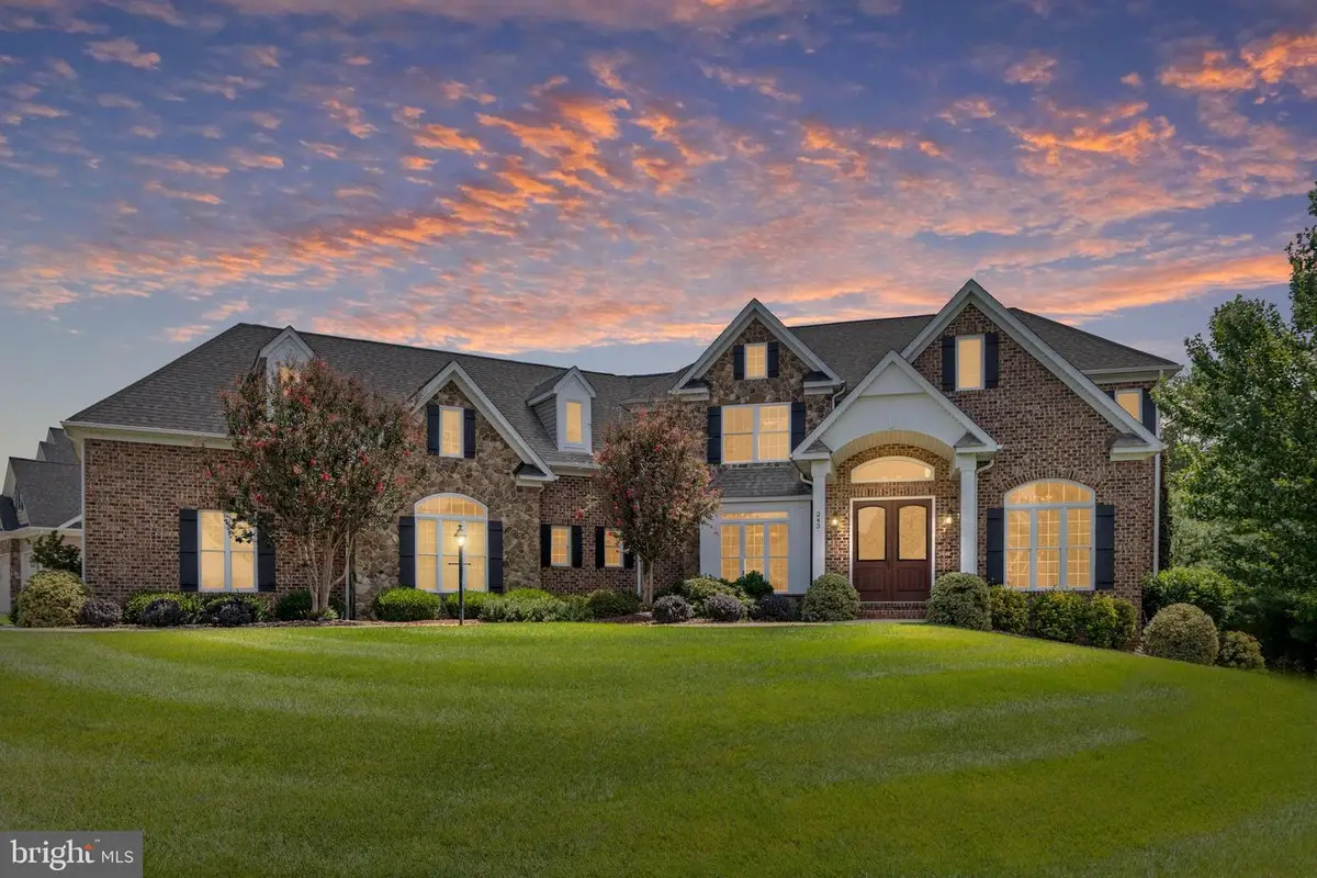 243 Summerfield Dr, Winchester, VA 22602 - #1